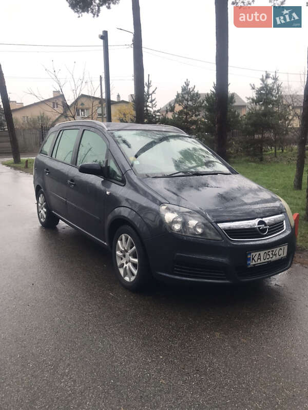 Минивэн Opel Zafira 2006 в Киеве фото Минивэн Opel Zafira 2006 в Киеве