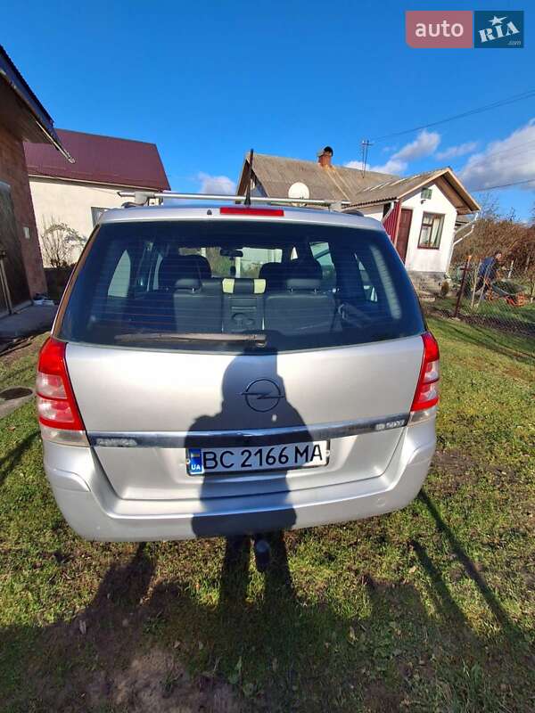 Мінівен Opel Zafira 2010 в Новому Розділі