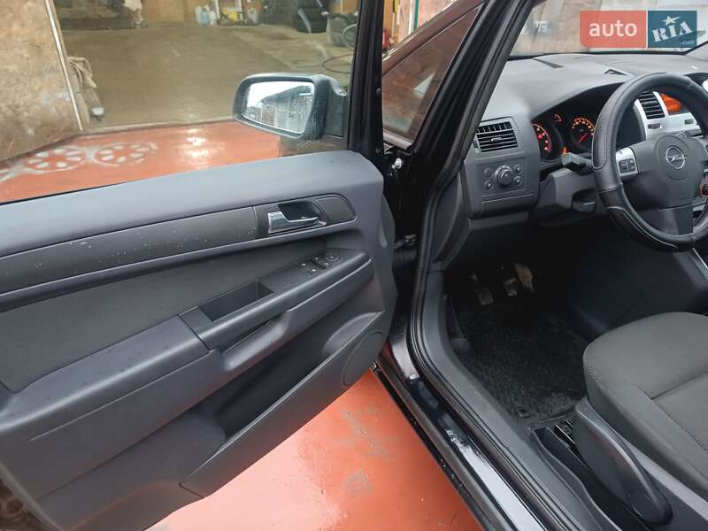 Минивэн Opel Zafira 2010 в Харькове фото 22 Минивэн Opel Zafira 2010 в Харькове