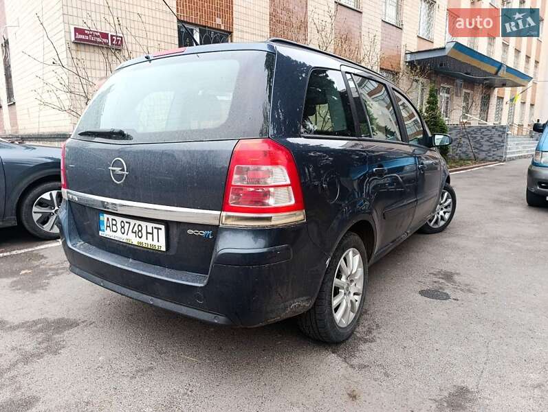 Минивэн Opel Zafira 2008 в Виннице
