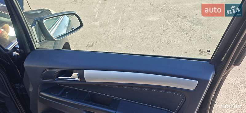 Минивэн Opel Zafira 2009 в Киеве