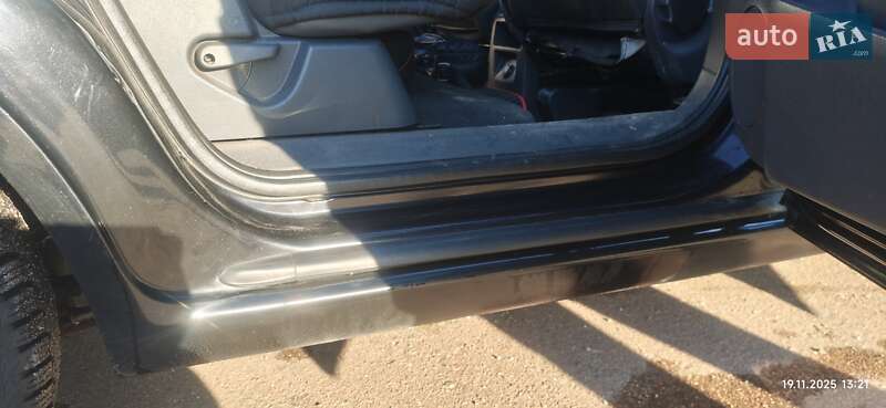 Минивэн Opel Zafira 2009 в Киеве