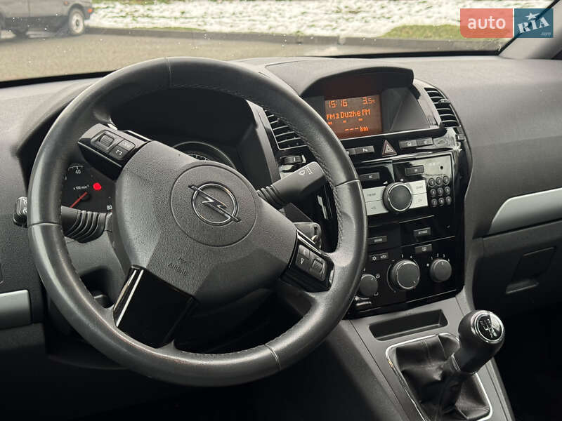 Минивэн Opel Zafira 2011 в Львове фото 28 Минивэн Opel Zafira 2011 в Львове