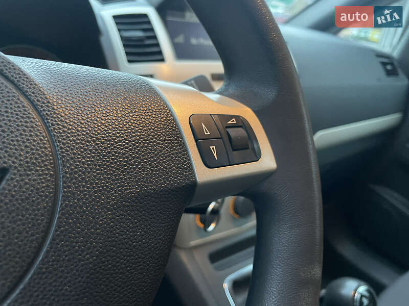 Мінівен Opel Zafira 2008 в Хмельницькому фото 39 Мінівен Opel Zafira 2008 в Хмельницькому