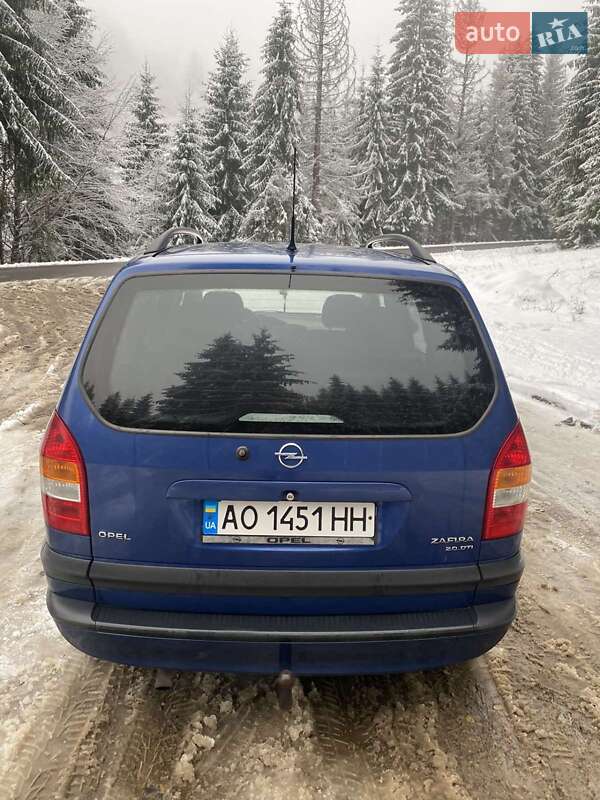 Минивэн Opel Zafira 2001 в Синевире