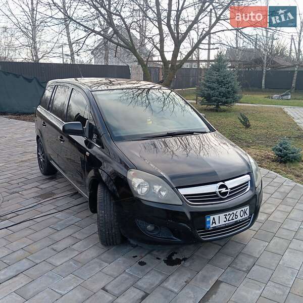 Мінівен Opel Zafira 2010 в Борисполі