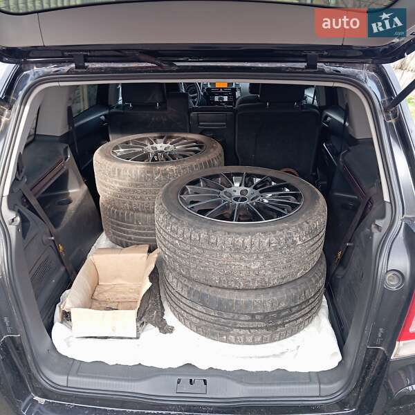 Мінівен Opel Zafira 2010 в Борисполі