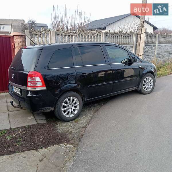 Мінівен Opel Zafira 2010 в Борисполі