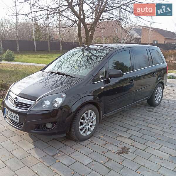 Мінівен Opel Zafira 2010 в Борисполі