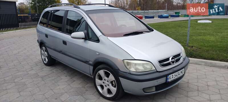 Мінівен Opel Zafira 2002 в Прилуках
