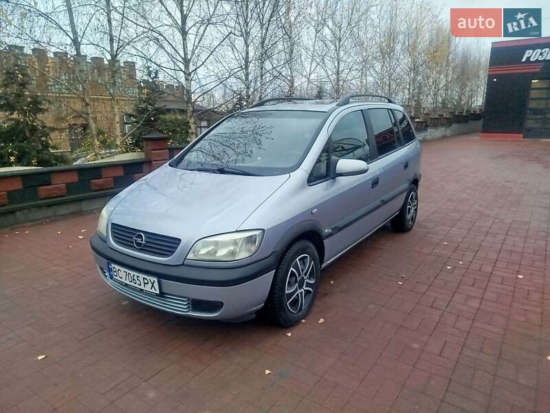 Мінівен Opel Zafira 2001 в Рівному