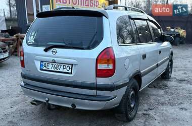 Мінівен Opel Zafira 2000 в Кам'янському