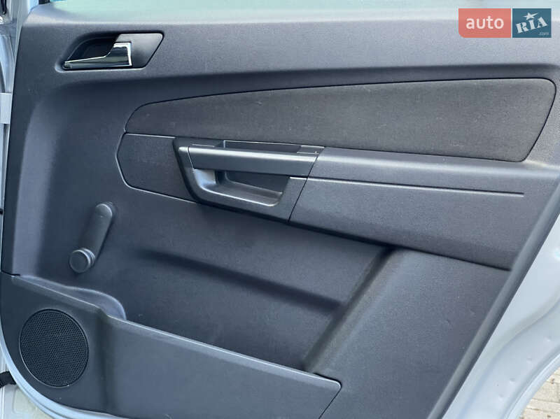 Минивэн Opel Zafira 2009 в Трускавце фото 62 Минивэн Opel Zafira 2009 в Трускавце