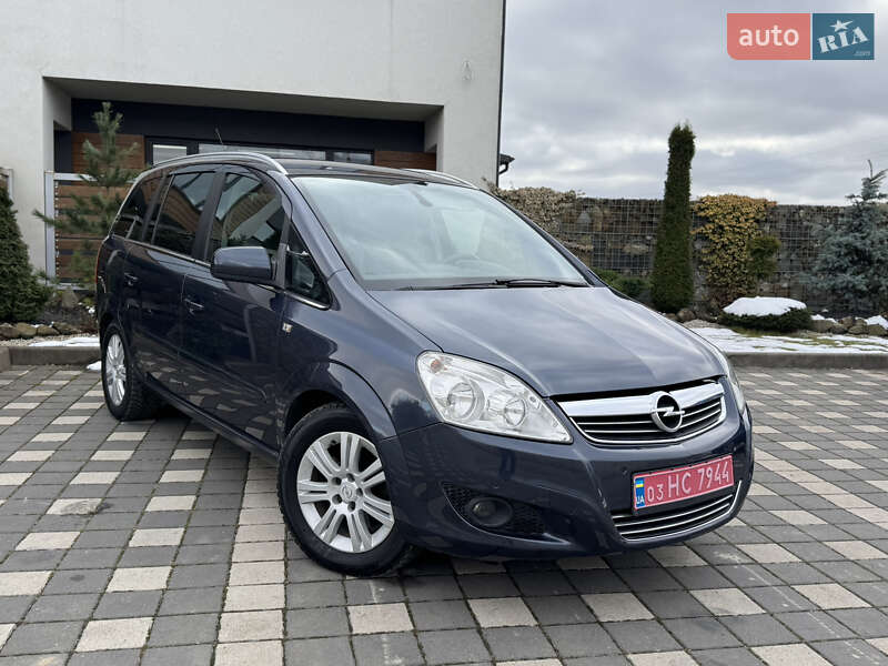 Мінівен Opel Zafira 2011 в Стрию