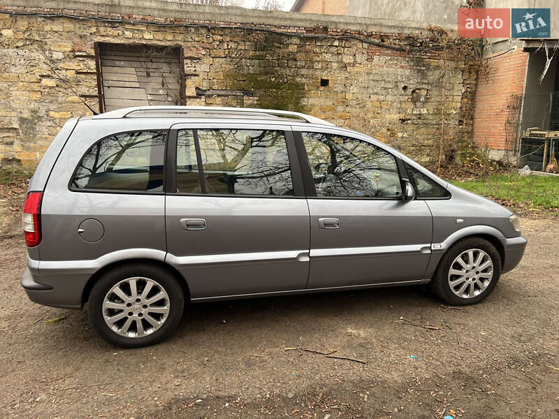 Минивэн Opel Zafira 2004 в Одессе фото 5 Минивэн Opel Zafira 2004 в Одессе