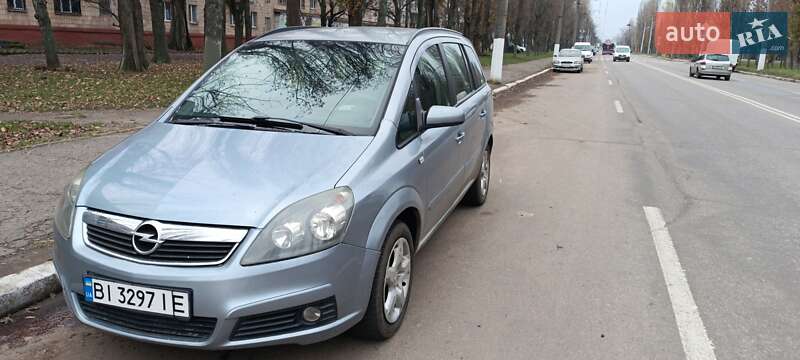 Минивэн Opel Zafira 2007 в Кременчуге фото 5 Минивэн Opel Zafira 2007 в Кременчуге
