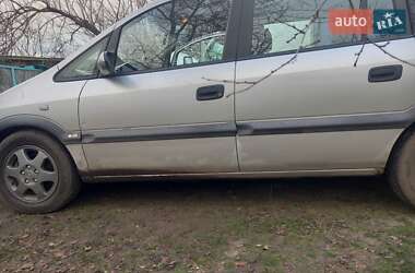 Мінівен Opel Zafira 2000 в Балаклії