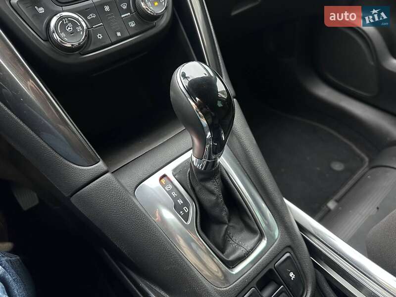 Минивэн Opel Zafira 2017 в Луцке