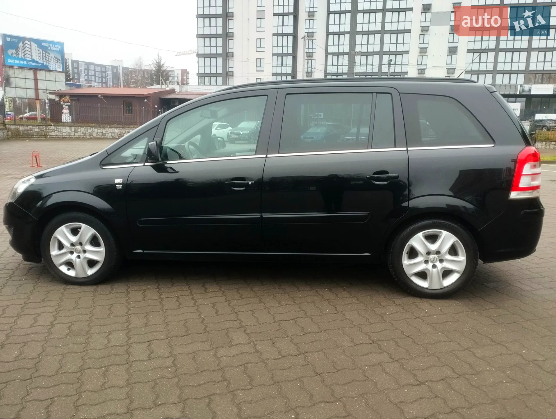 2011 Opel Zafira - мініатюра 21