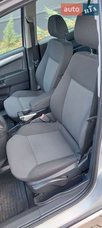 Минивэн Opel Zafira 2008 в Белой Церкви