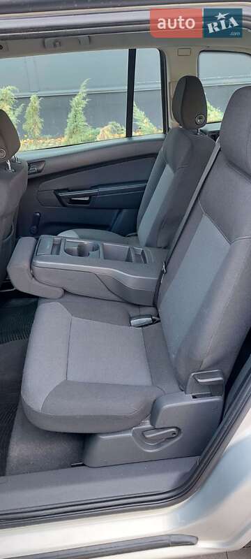 Минивэн Opel Zafira 2008 в Белой Церкви