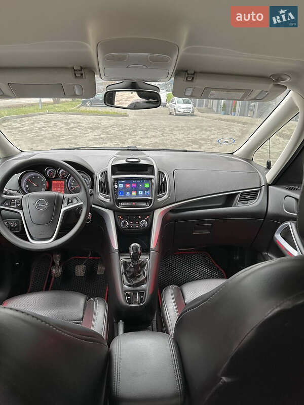 Мінівен Opel Zafira 2013 в Львові