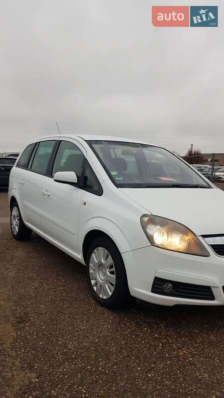 Opel Zafira 2008