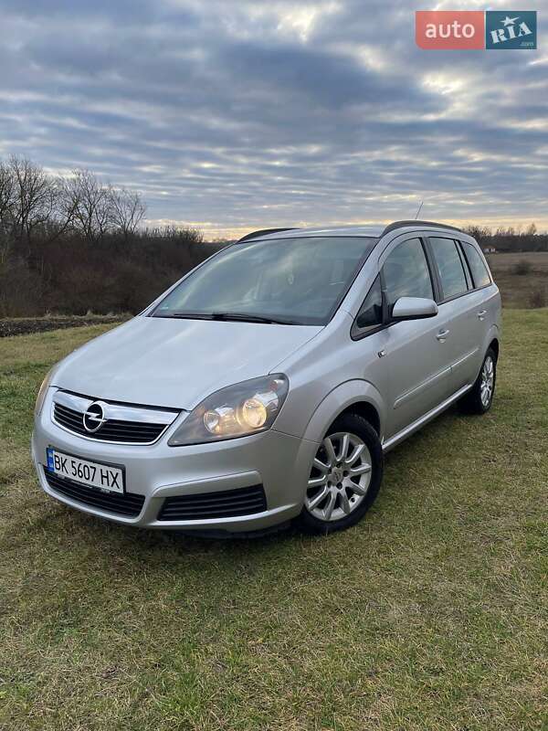 Opel Zafira 2006 Opel Zafira 2006