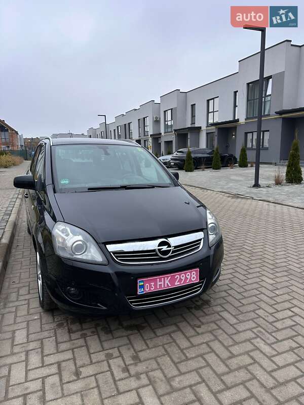 Минивэн Opel Zafira 2010 в Луцке фото 3 Минивэн Opel Zafira 2010 в Луцке