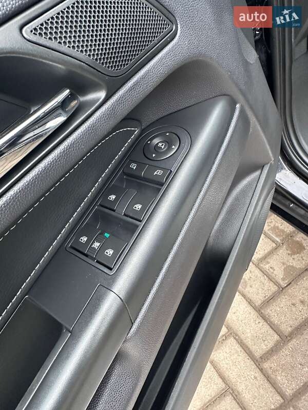 Минивэн Opel Zafira 2010 в Луцке фото 18 Минивэн Opel Zafira 2010 в Луцке