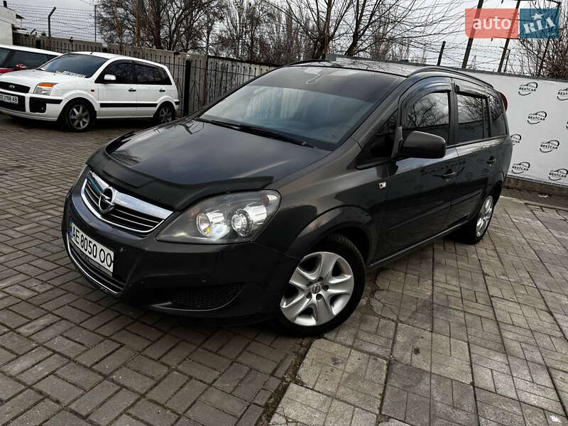 Opel Zafira 2013 Opel Zafira 2013