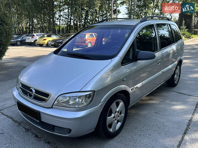 Opel Zafira 2004
