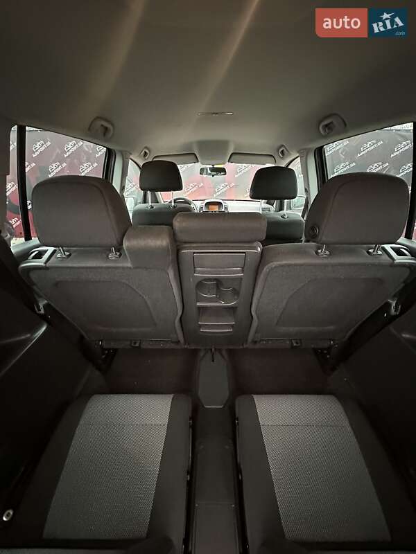 Мінівен Opel Zafira 2011 в Сумах