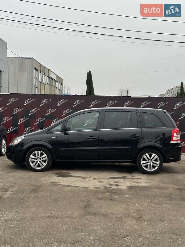 Мінівен Opel Zafira 2011 в Сумах