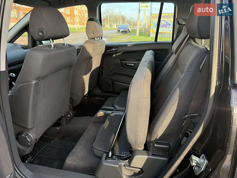 Минивэн Opel Zafira 2010 в Борисполе
