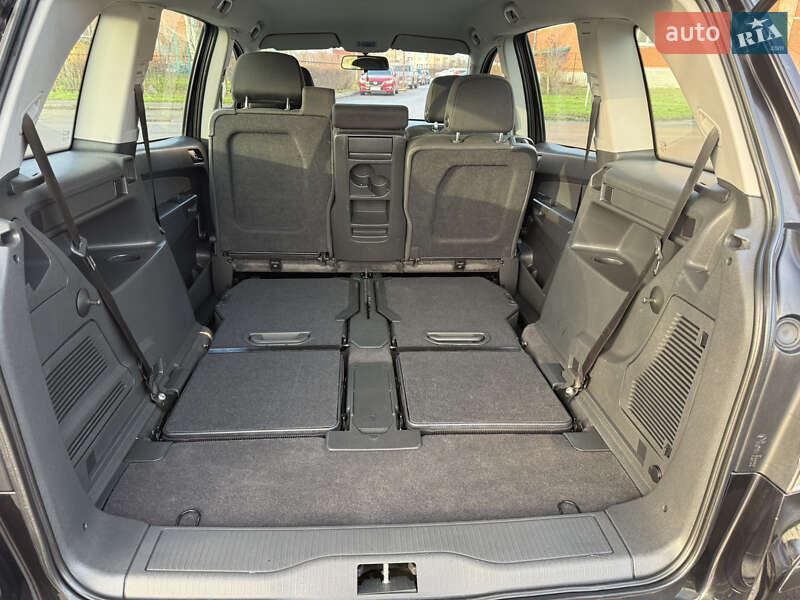 Минивэн Opel Zafira 2010 в Борисполе