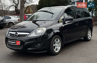 Минивэн Opel Zafira 2009 в Киеве