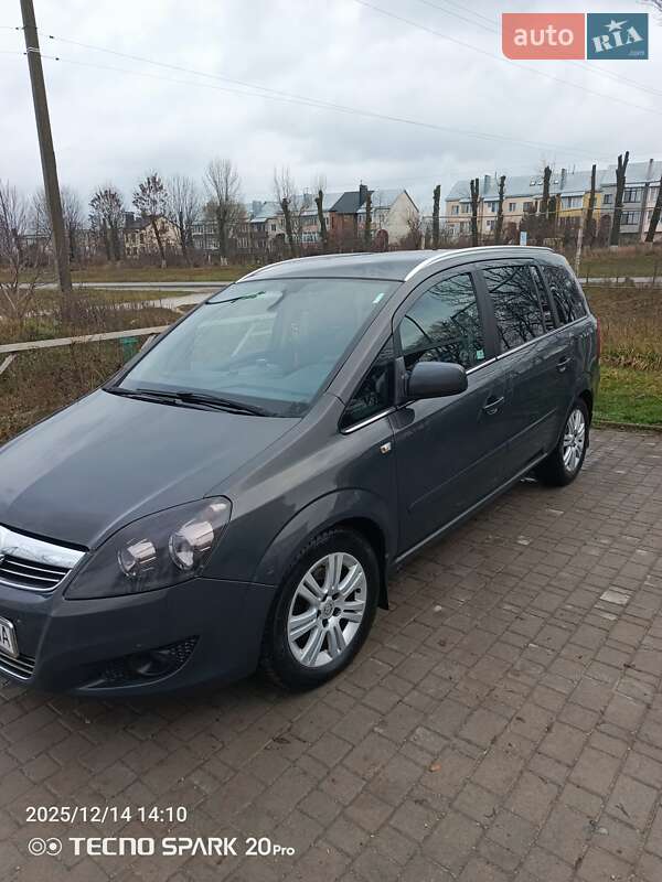 Opel Zafira 2013