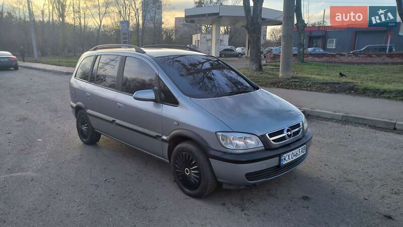 Opel Zafira 2004