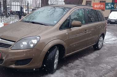 Минивэн Opel Zafira 2014 в Киеве