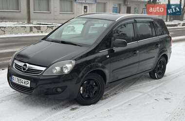 Минивэн Opel Zafira 2010 в Лубнах