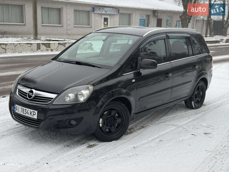 Opel Zafira 2010 Opel Zafira 2010