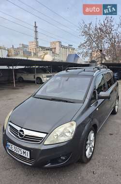 Минивэн Opel Zafira 2010 в Днепре
