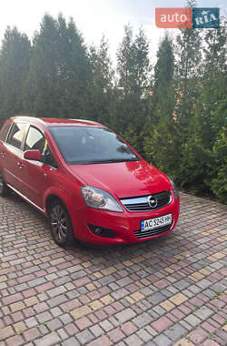 Минивэн Opel Zafira 2011 в Луцке