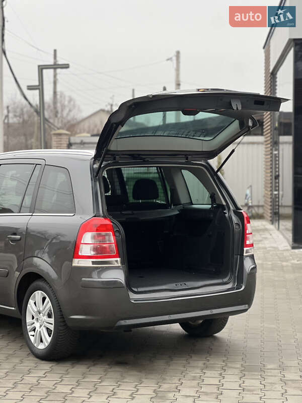 Мінівен Opel Zafira 2011 в Вінниці фото 37 Мінівен Opel Zafira 2011 в Вінниці