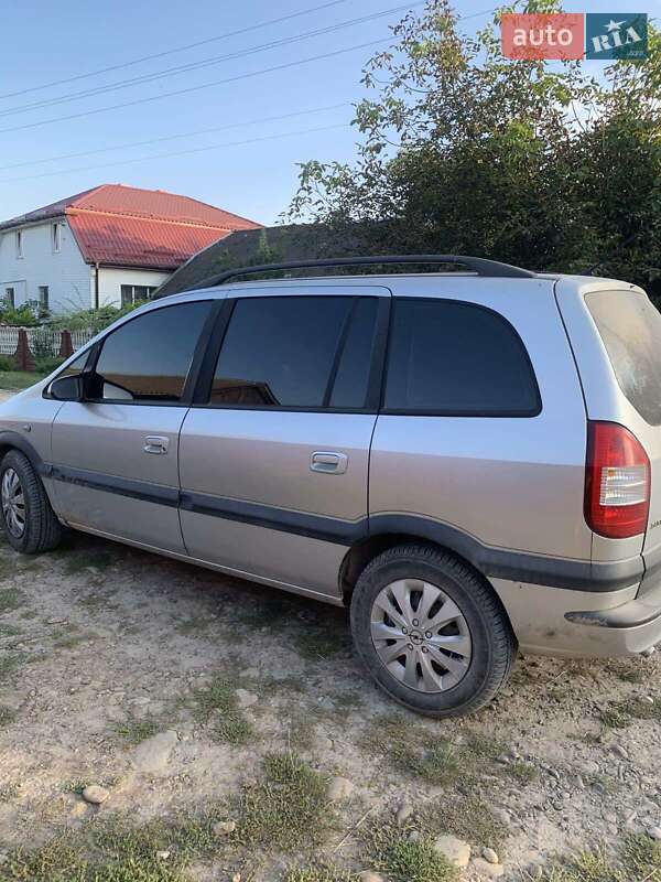 Минивэн Opel Zafira 2003 в Ходорове
