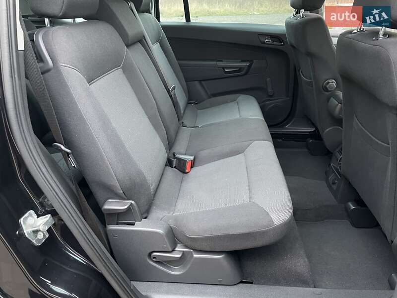 Минивэн Opel Zafira 2010 в Бердичеве фото 32 Минивэн Opel Zafira 2010 в Бердичеве