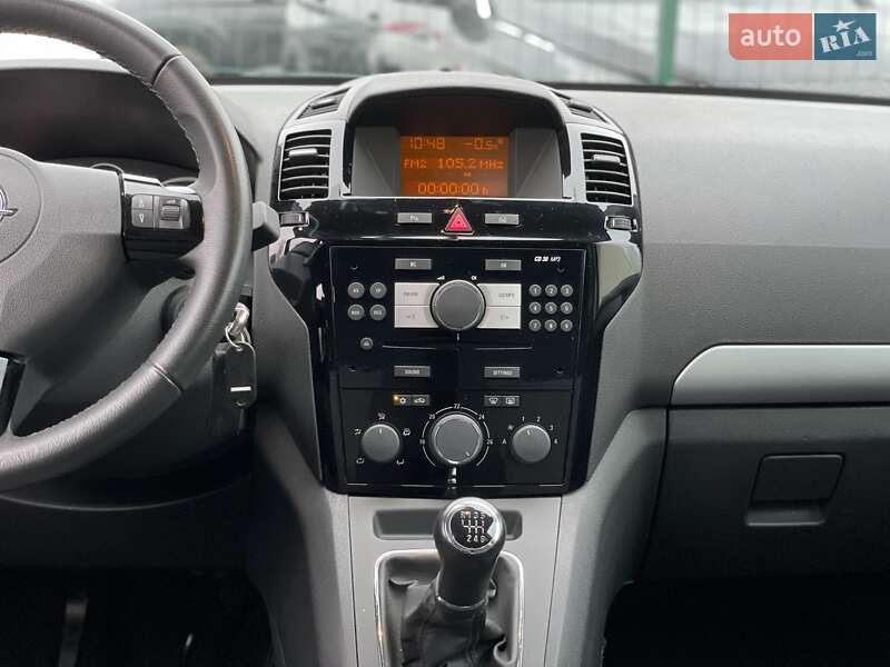 Минивэн Opel Zafira 2010 в Бердичеве фото 52 Минивэн Opel Zafira 2010 в Бердичеве