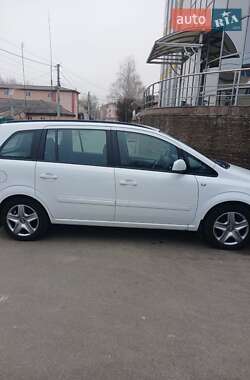 Минивэн Opel Zafira 2012 в Василькове