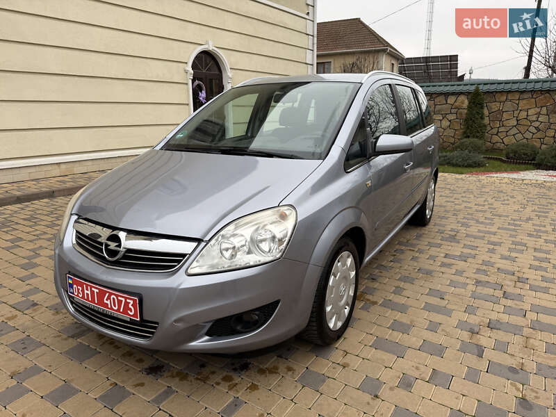 Минивэн Opel Zafira 2009 в Могилев-Подольске